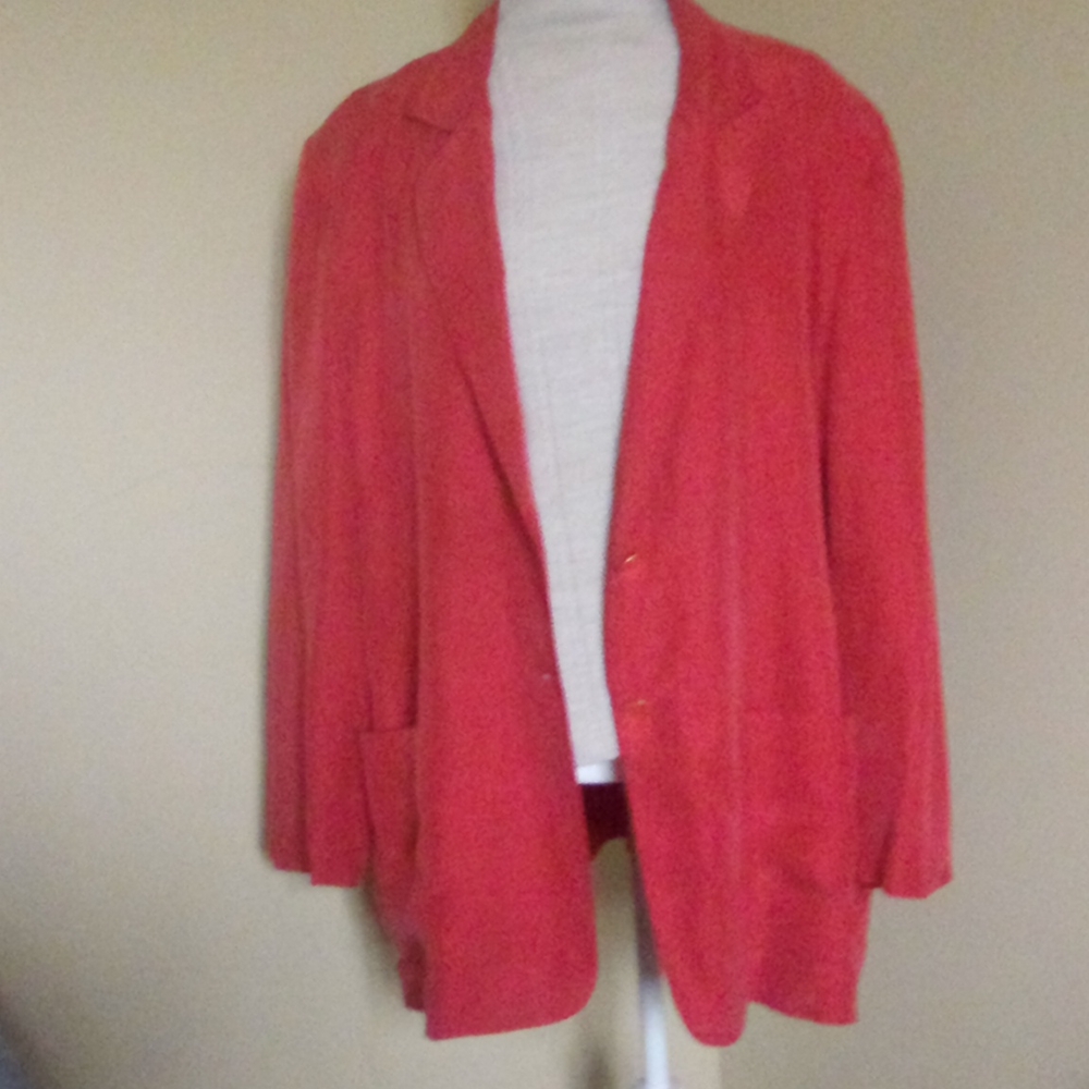 Blazer 100% Silk , fully lined , 2 Brass Buttons, 2 pockets, women's XL, Red